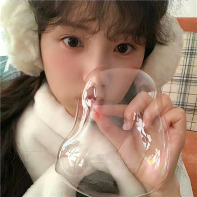 笼中女囚